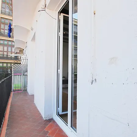 Downtown Apartment *