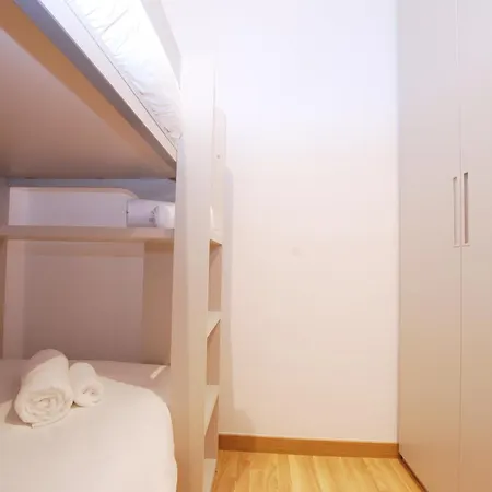 Downtown Apartment *